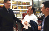 重庆市人大常委会副主任、市总工会主席郑洪一行来z6尊龙官方网站集团视察调研